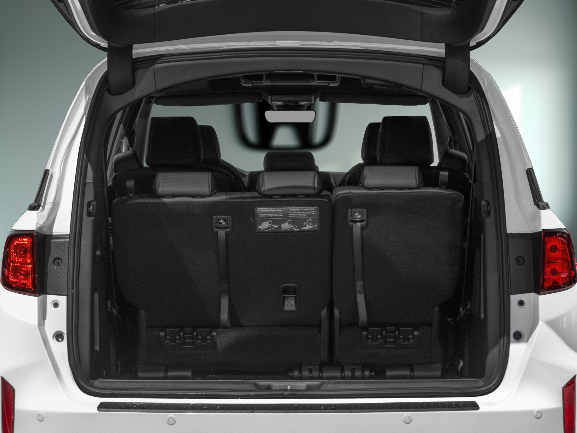 2026 Honda Odyssey - Image 7