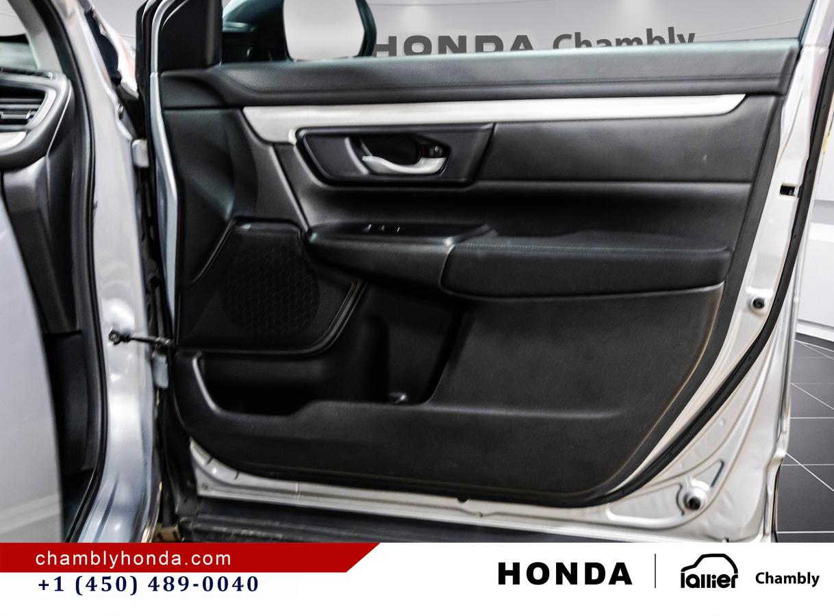 2019 Honda CR-V - Image 16