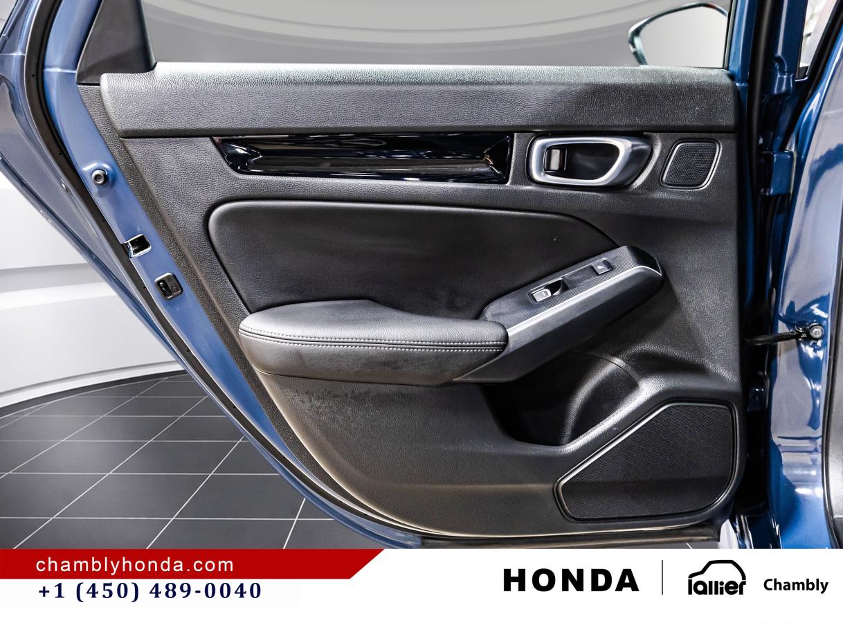 2025 Honda Civic Hybrid - Image 13