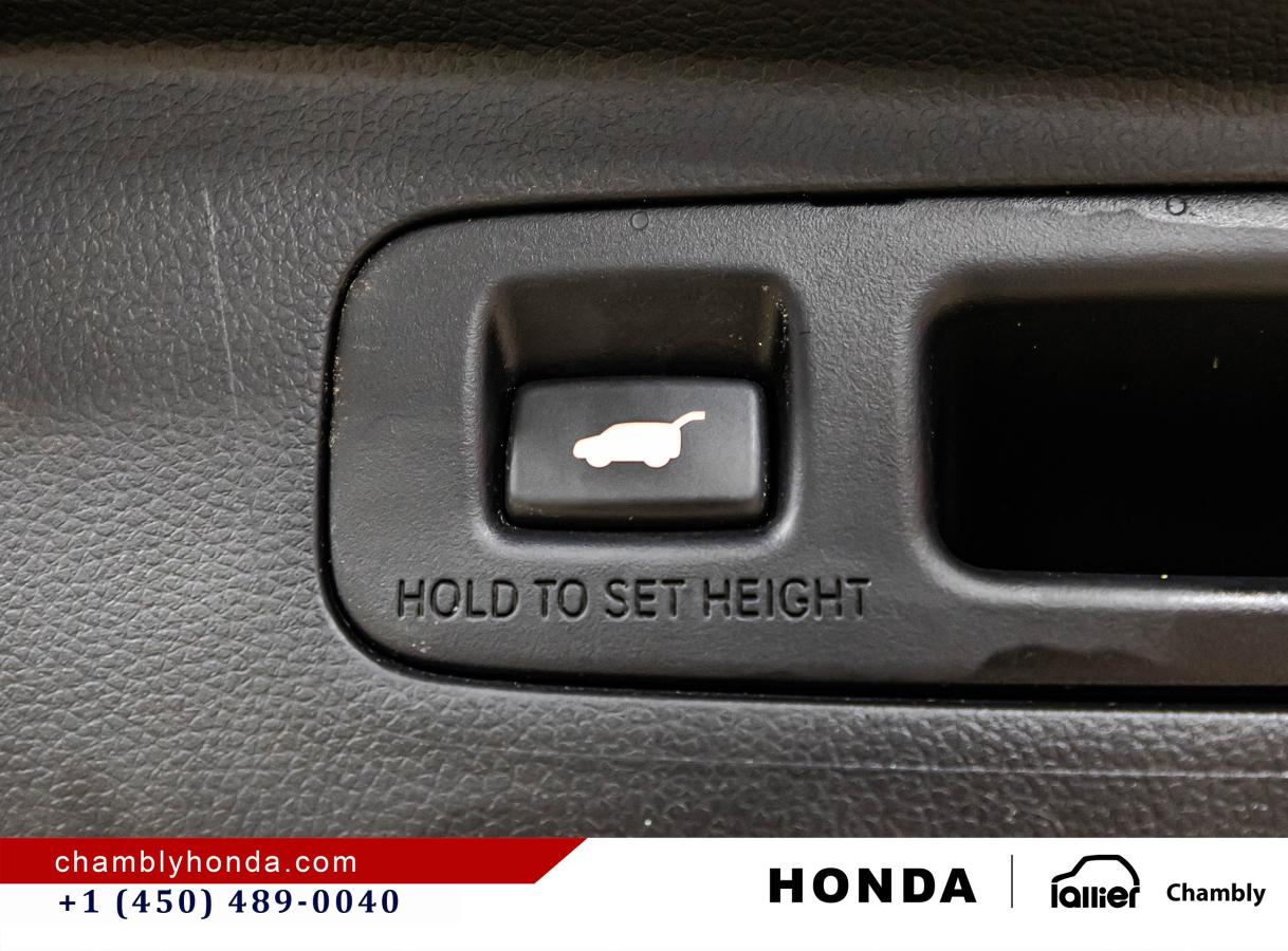 2023 Honda CR-V Hybrid - Image 16