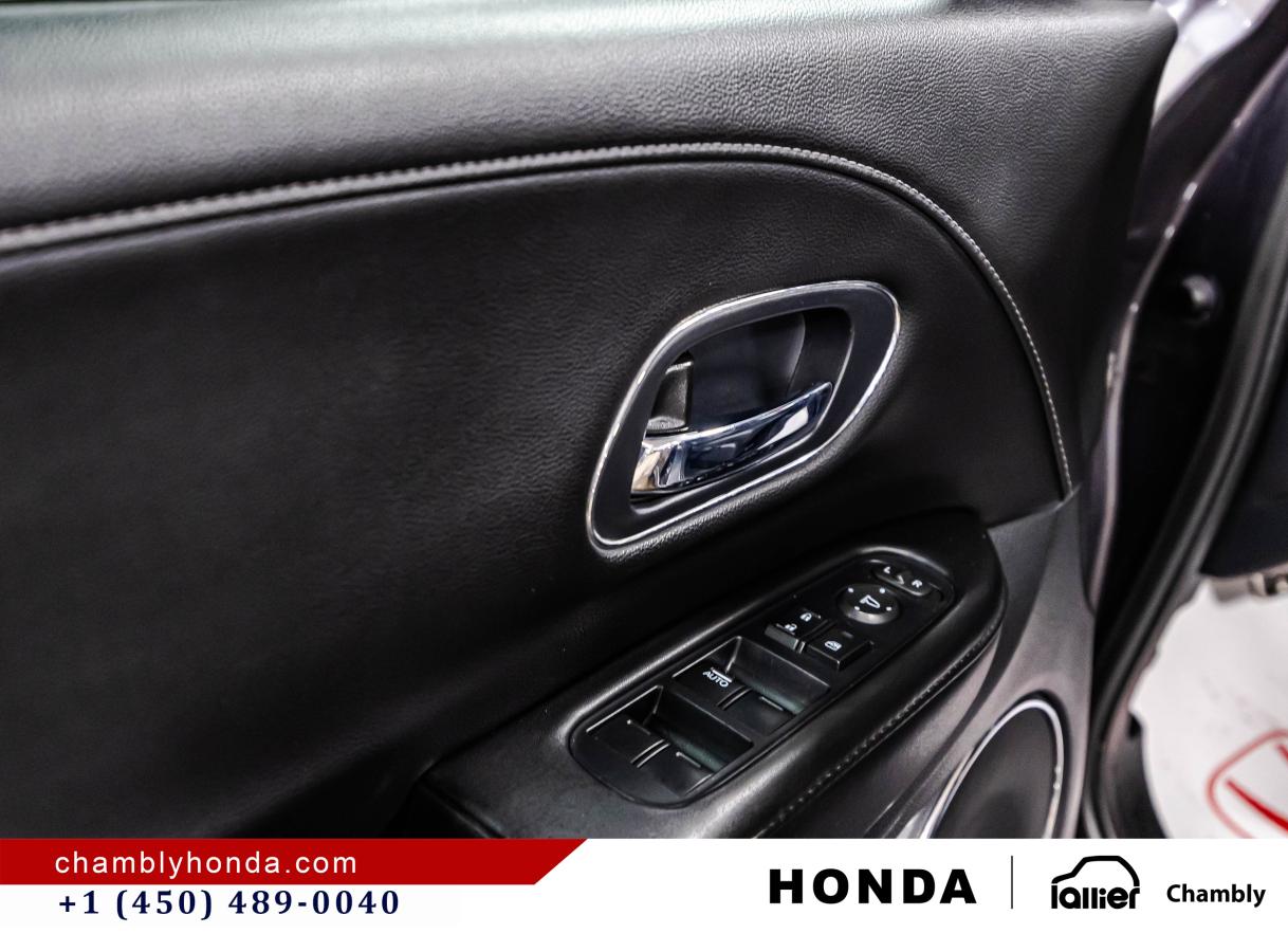 2022 Honda HR-V - Image 12