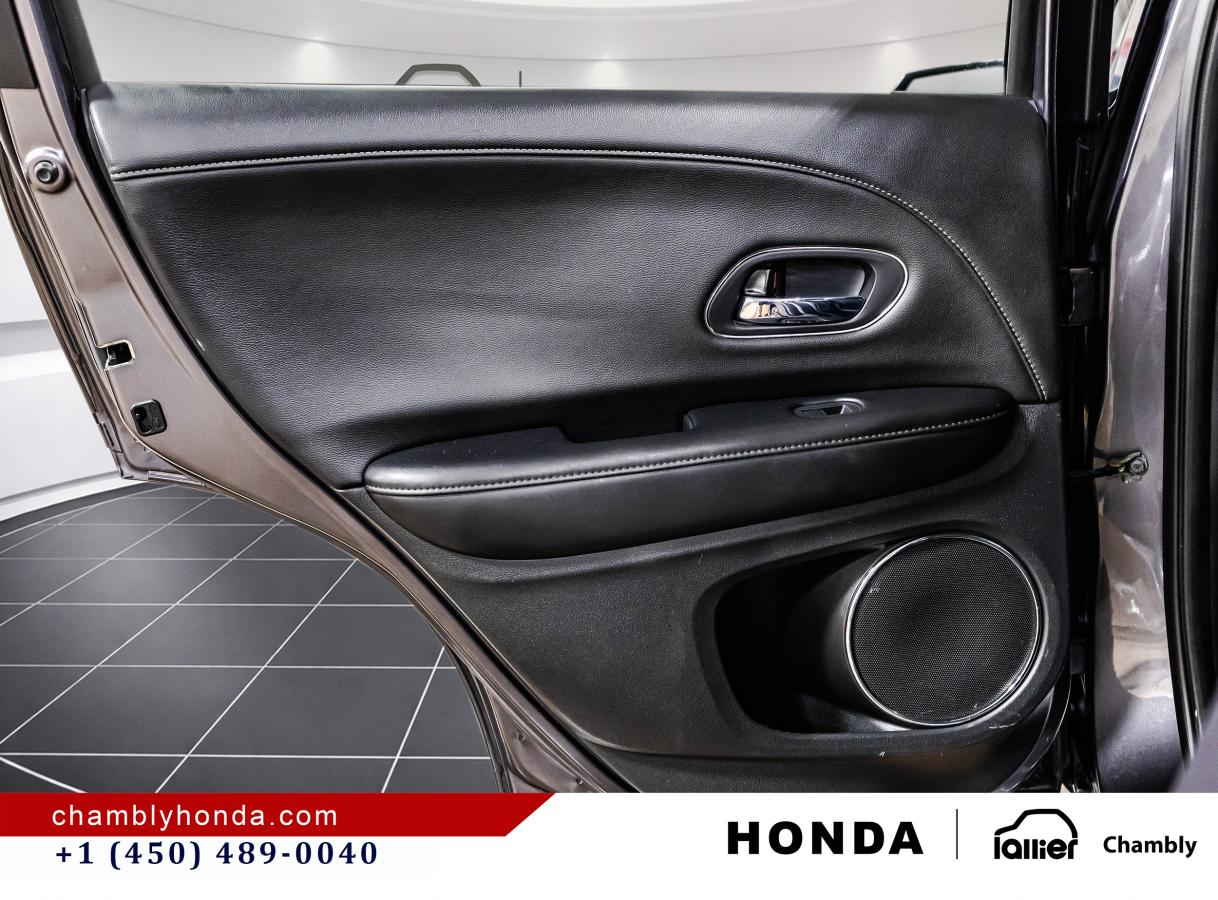 2022 Honda HR-V - Image 13