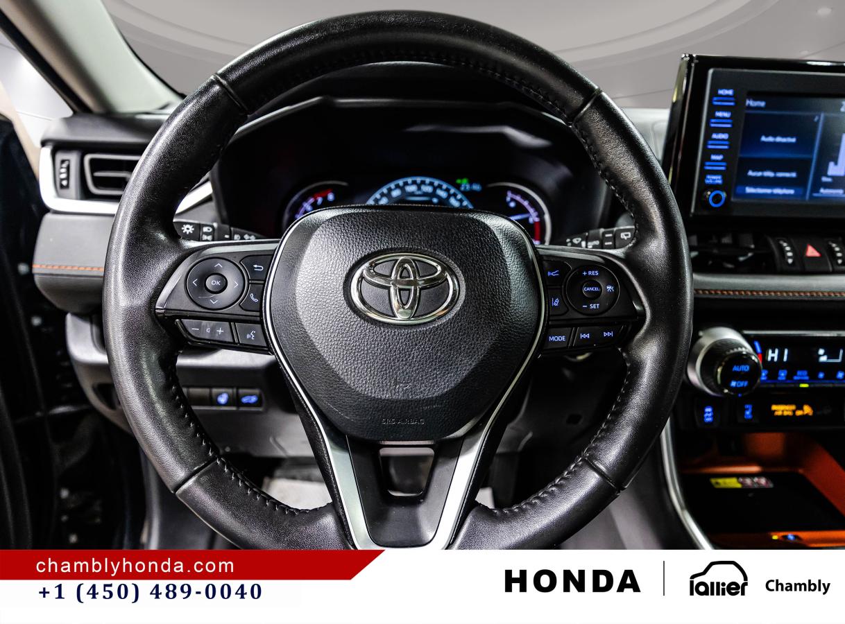 2022 Toyota RAV4 - Image 23