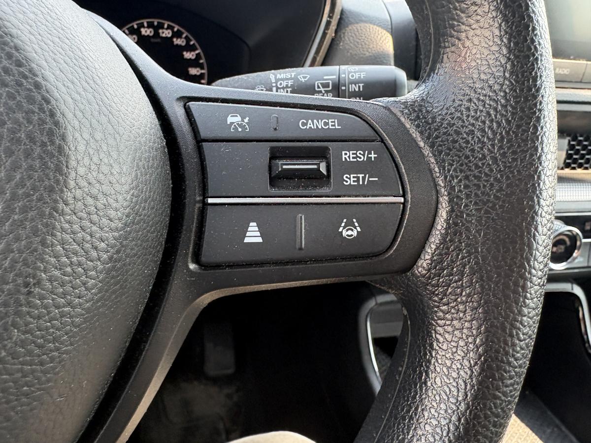 2025 Honda CR-V - Image 8