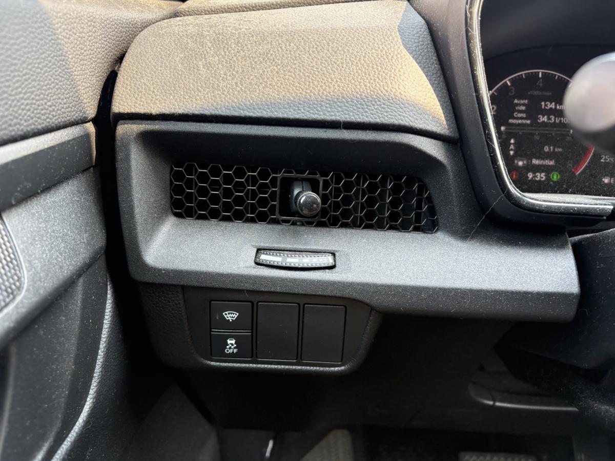 2025 Honda CR-V - Image 10