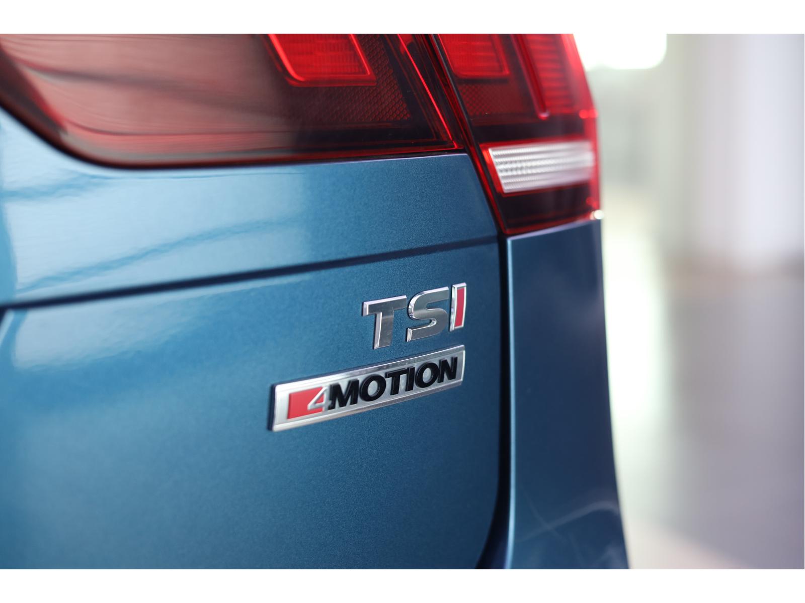 2018 Volkswagen Tiguan - Image 8