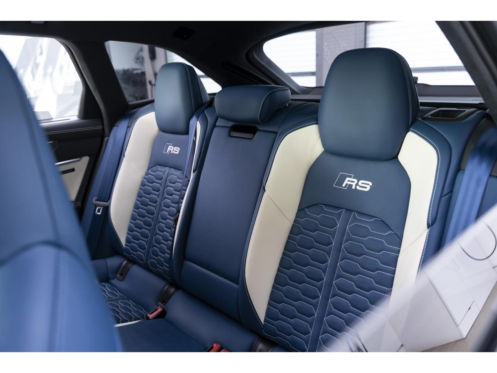 2025 Audi RS 6 Avant - Image 18