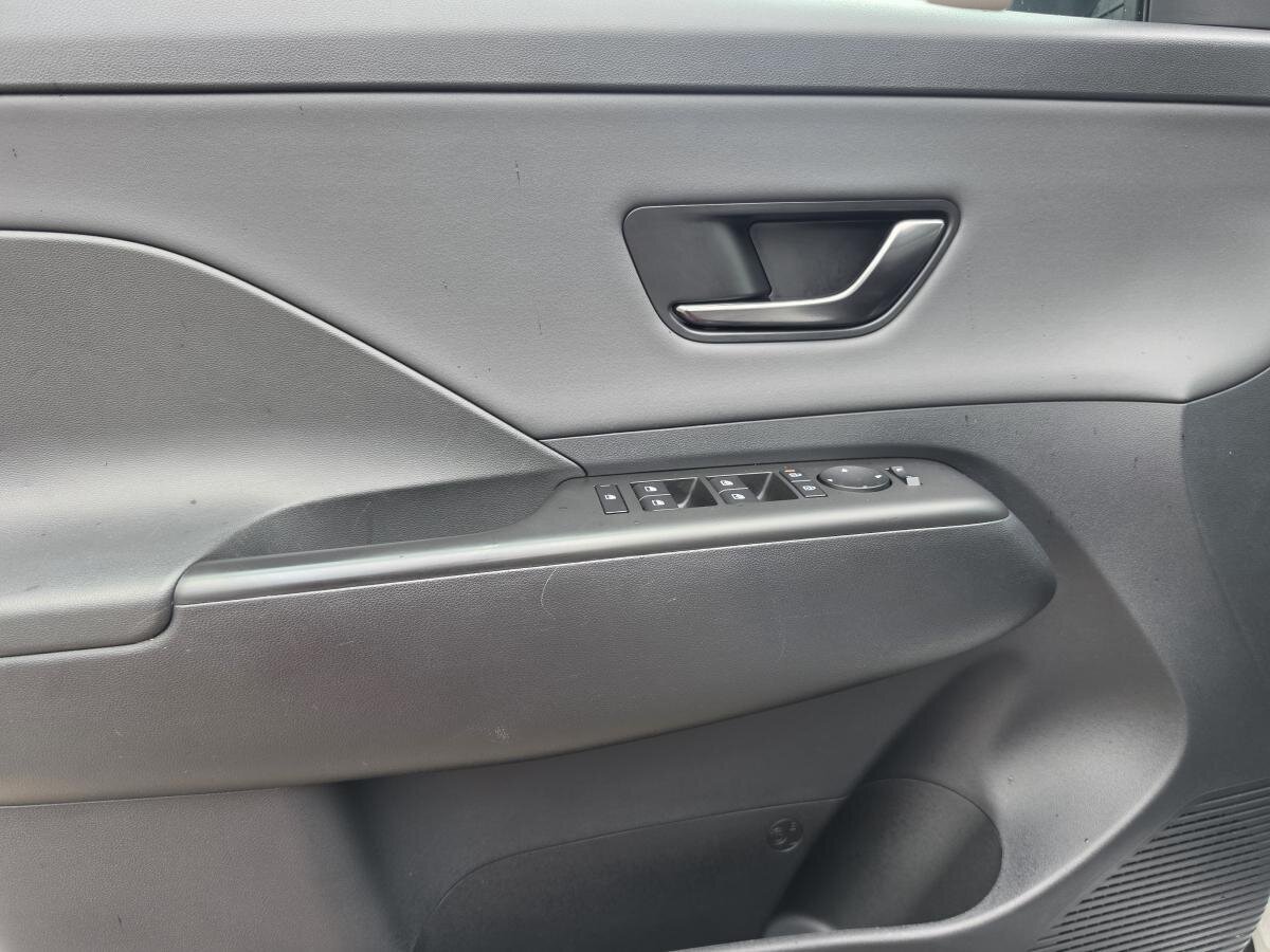 2024 Hyundai Kona - Image 23