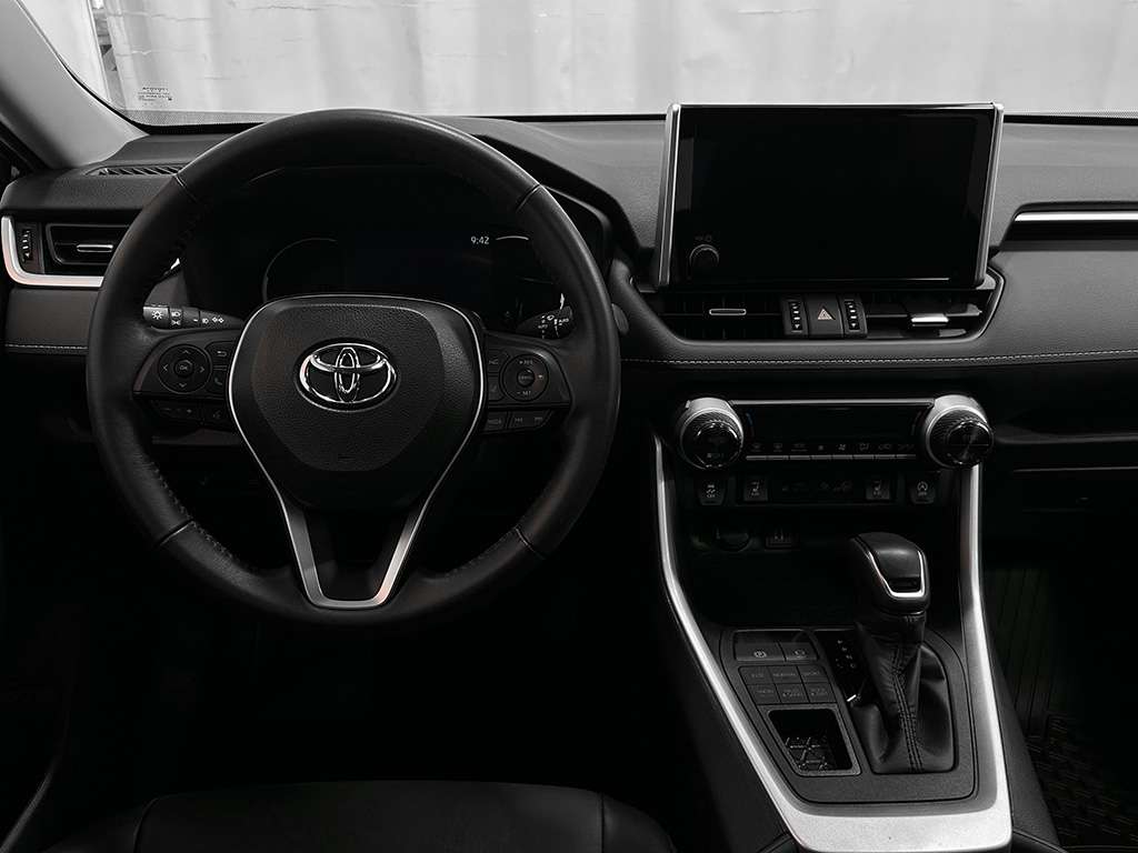 2023 Toyota Rav4 - Image 17