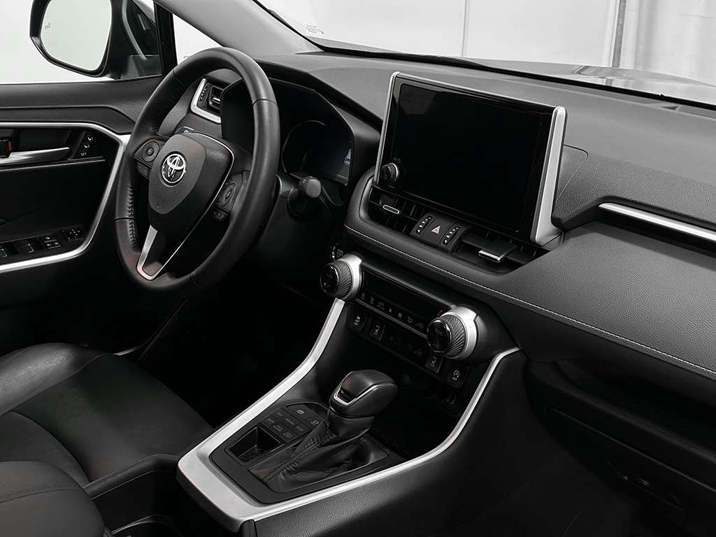 2023 Toyota Rav4 - Image 19