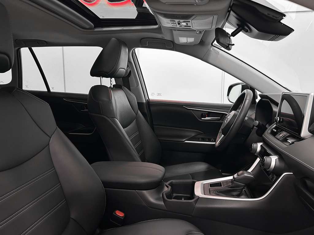 2023 Toyota Rav4 - Image 20
