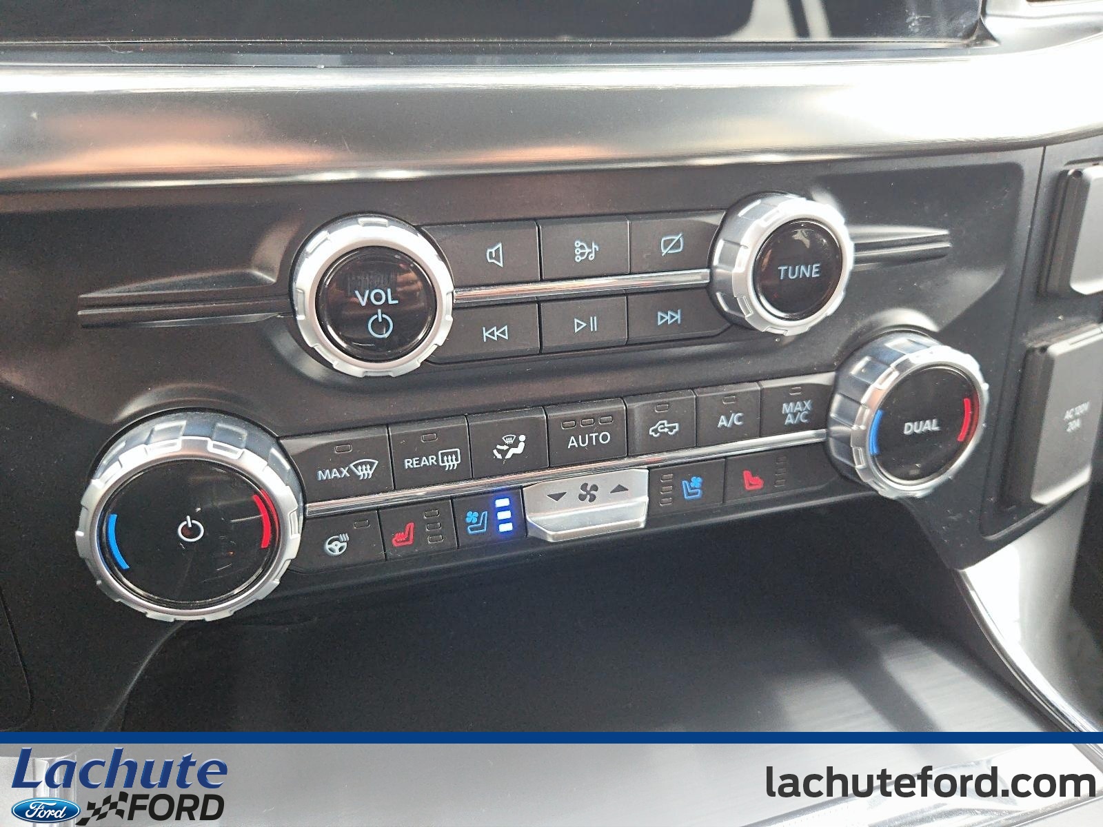2023 Ford F-150 - Image 21