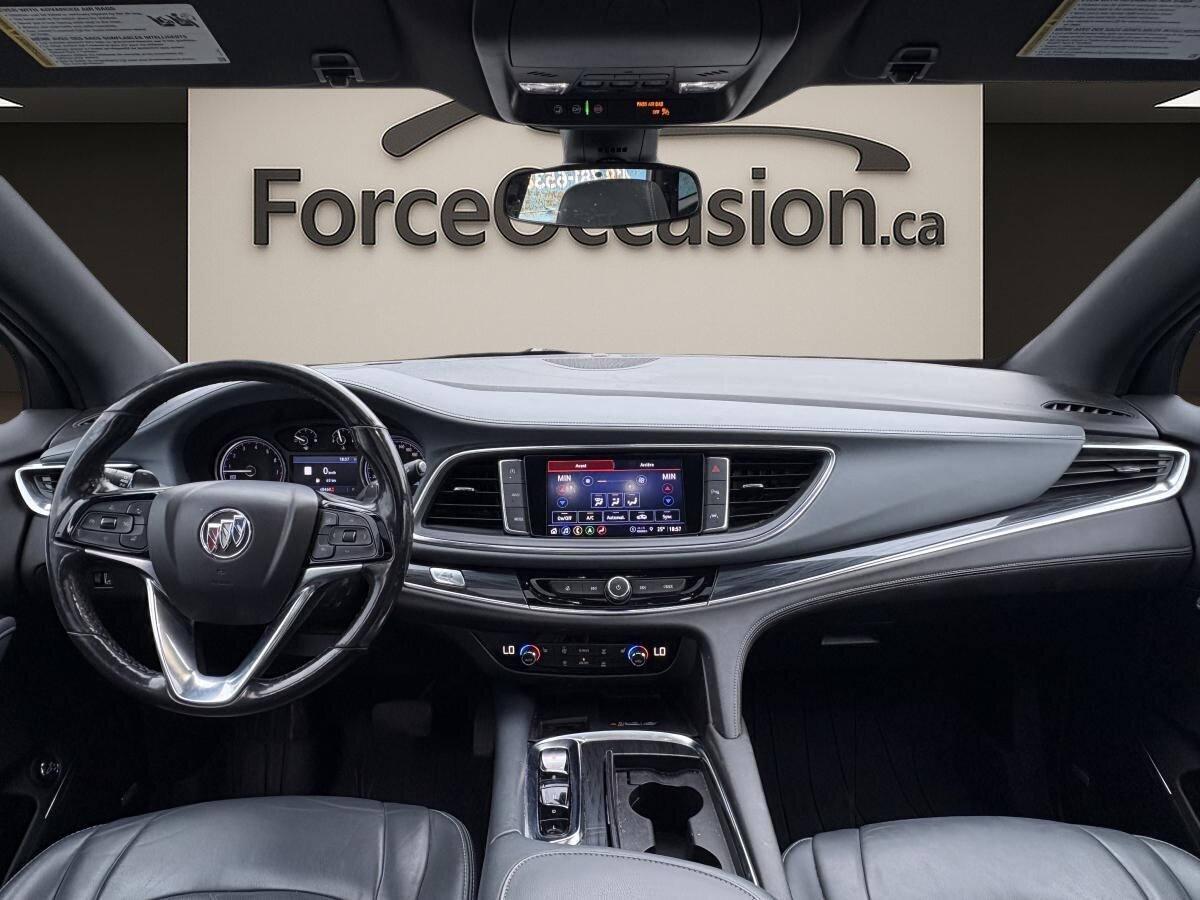 2023 Buick Enclave - Image 4