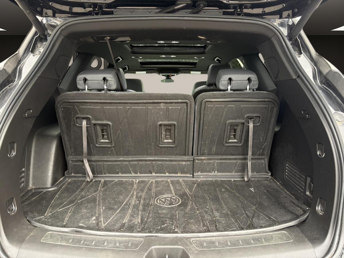 2023 Buick Enclave - Image 8