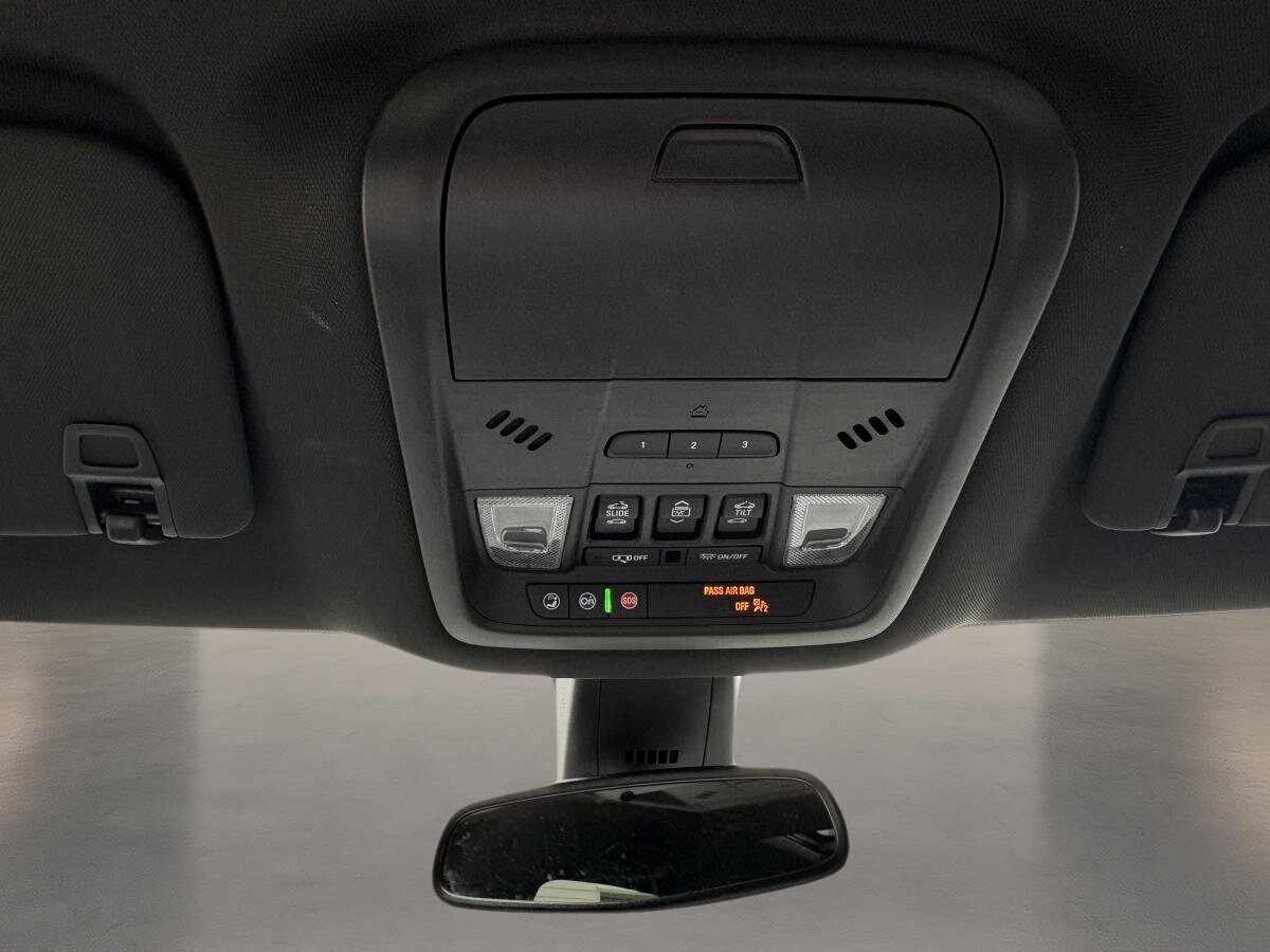 2023 Buick Enclave - Image 24