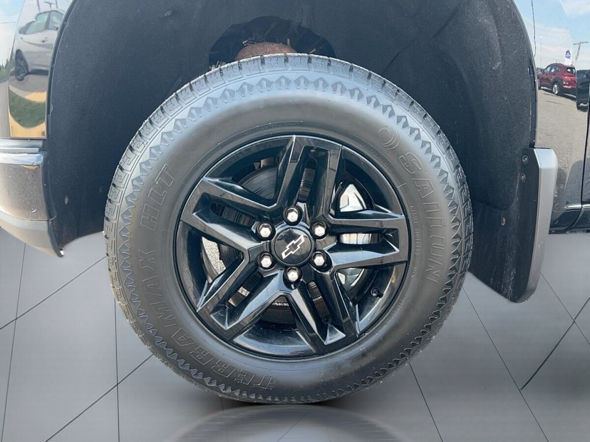 2021 Chevrolet Silverado 1500 - Image 9