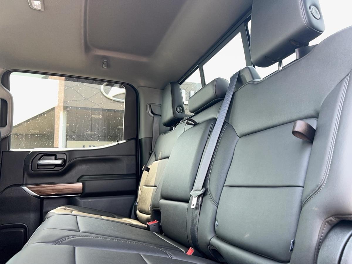 2021 Chevrolet Silverado 1500 - Image 18