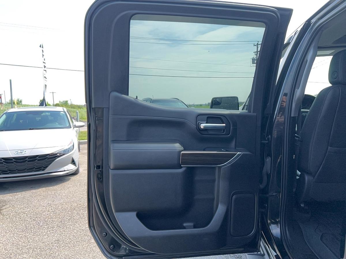 2021 Chevrolet Silverado 1500 - Image 19