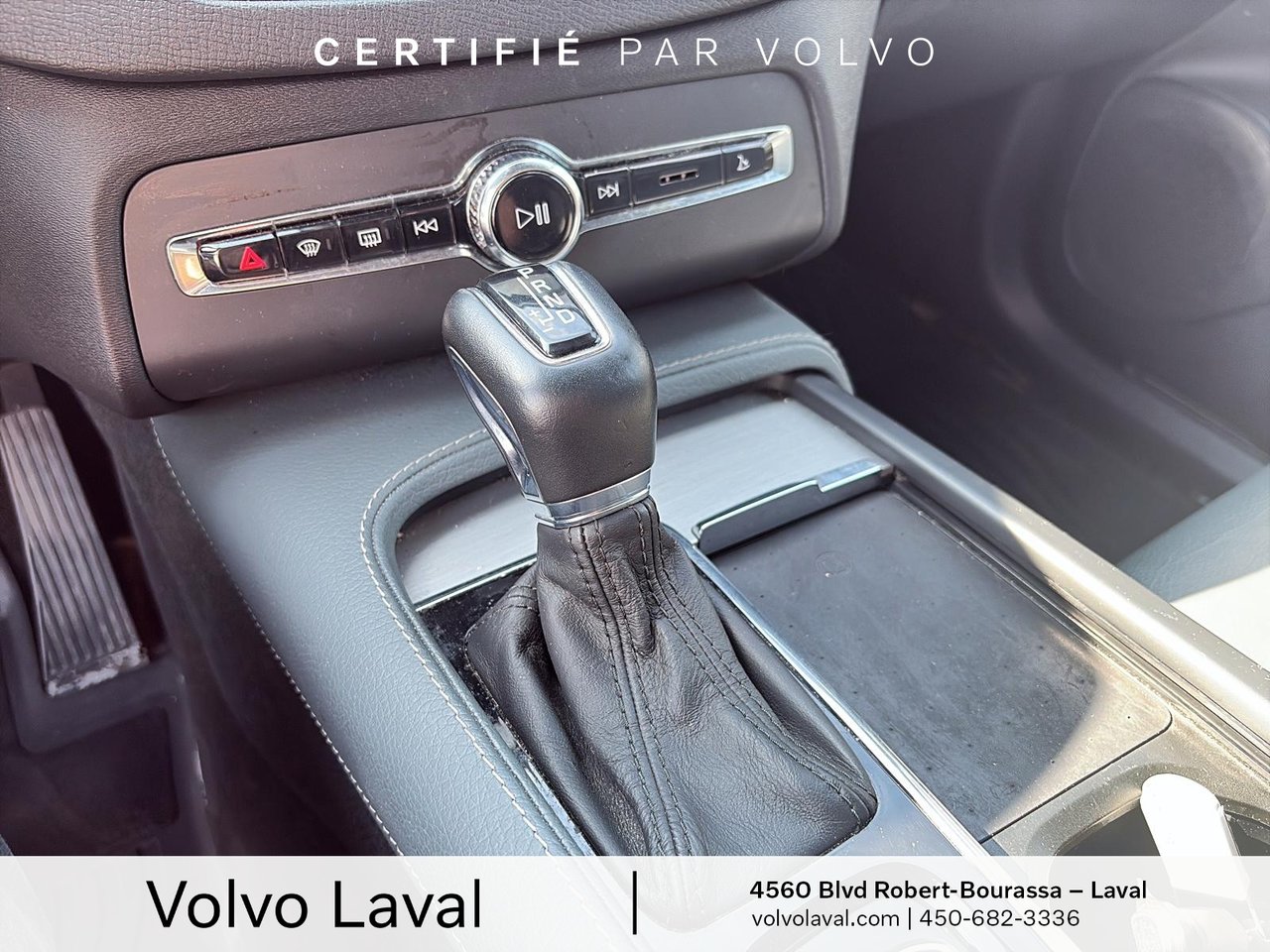 2022 Volvo XC90 - Image 15