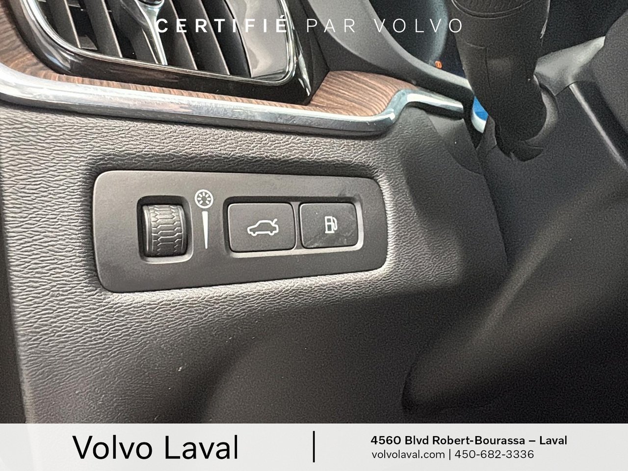 2022 Volvo XC60 Recharge - Image 21