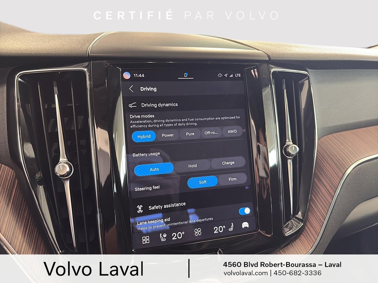 2022 Volvo XC60 Recharge - Image 24