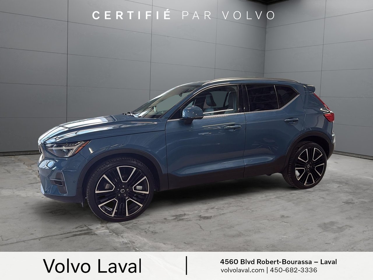 2023 Volvo XC40 - Image 5