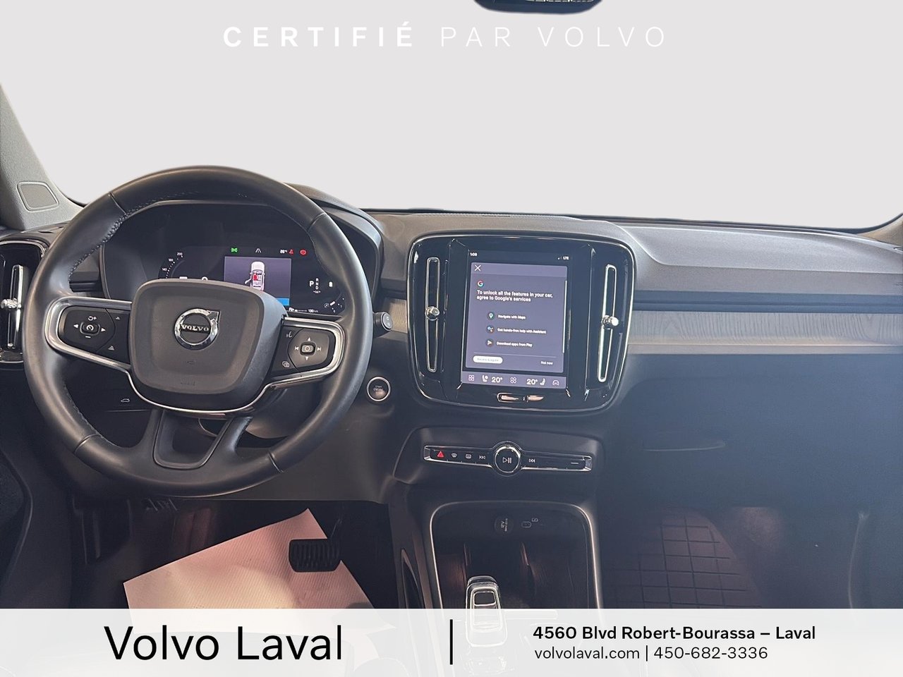 2023 Volvo XC40 - Image 10