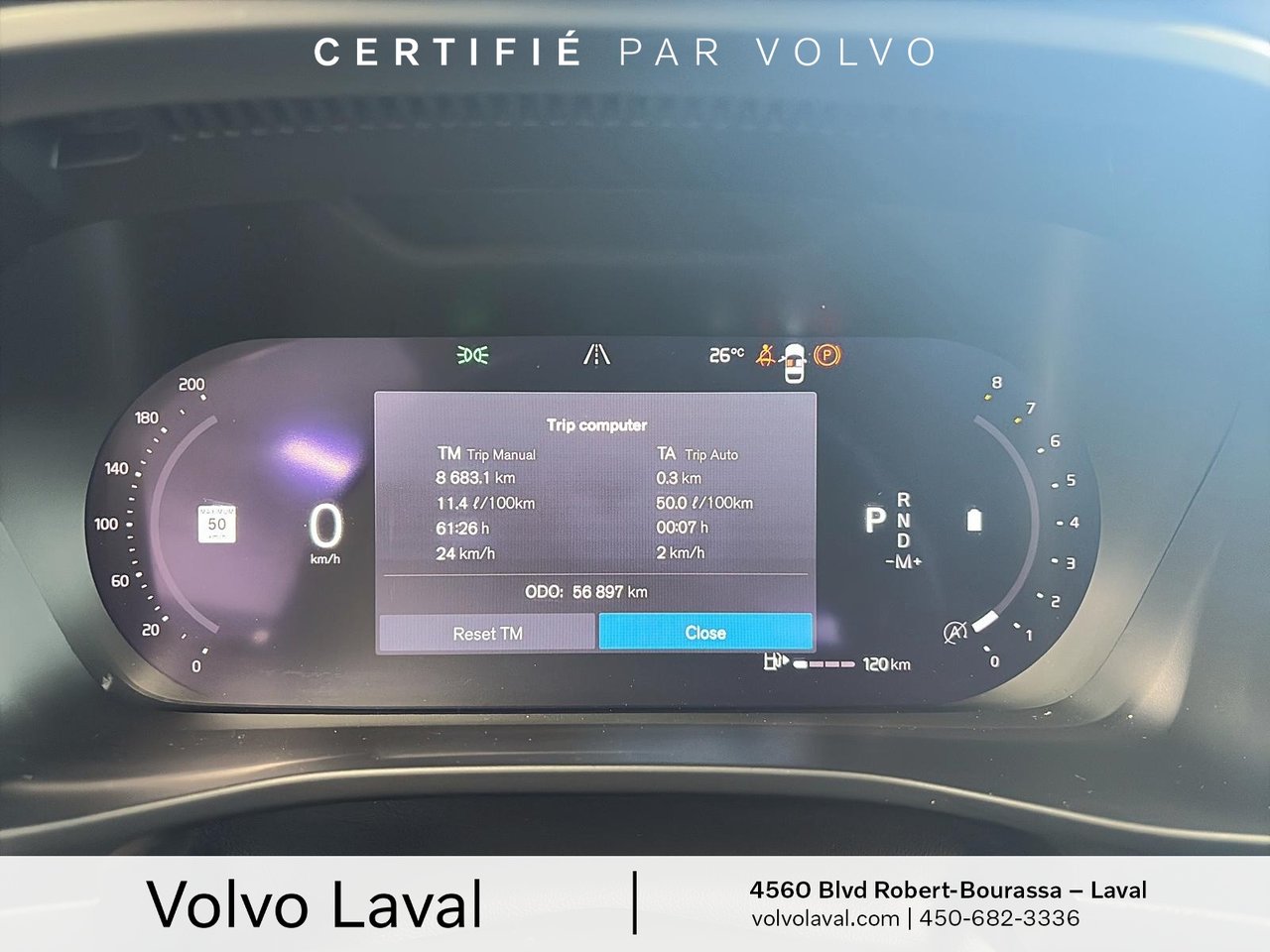 2023 Volvo XC40 - Image 13