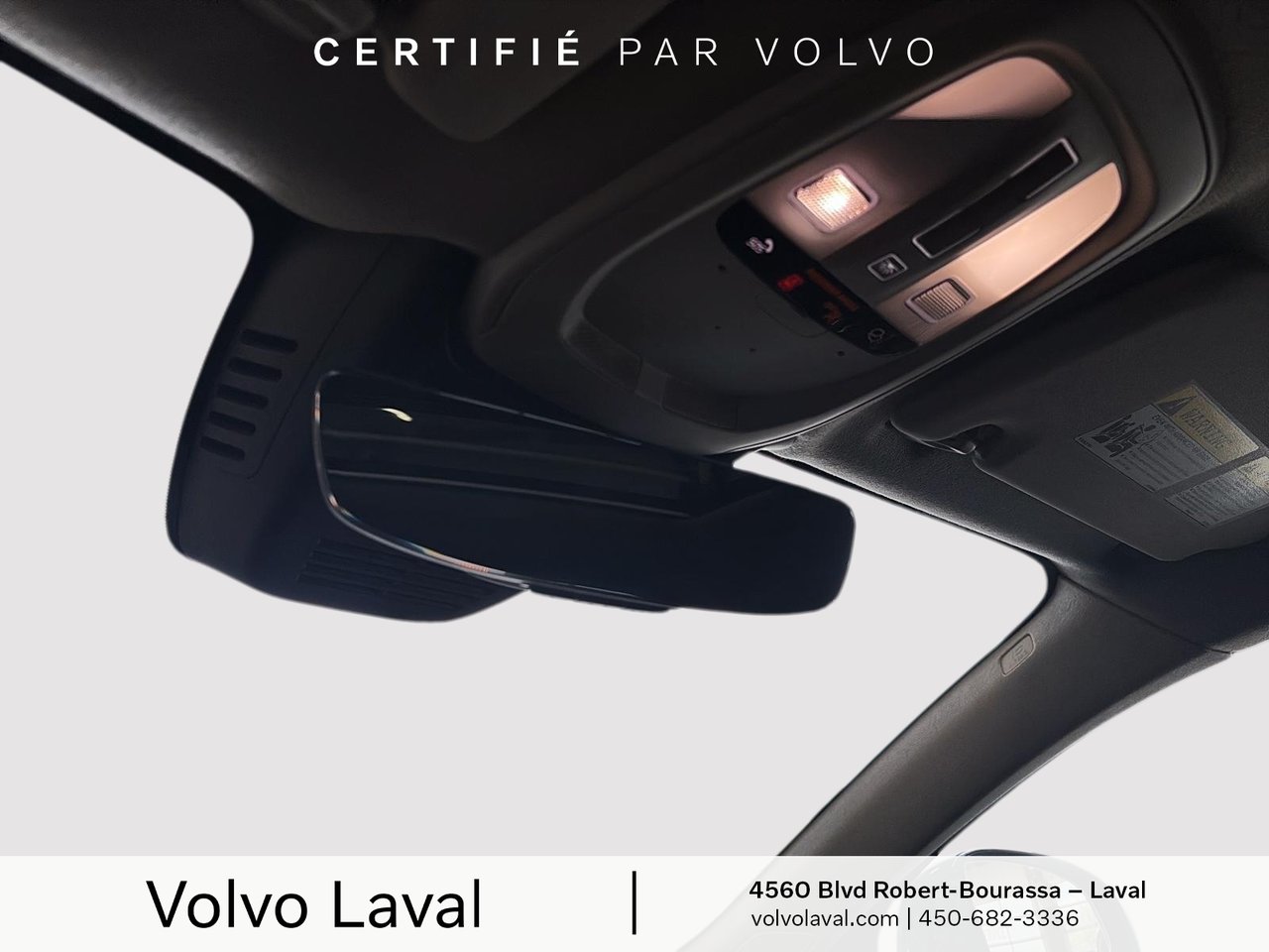 2023 Volvo XC40 - Image 22