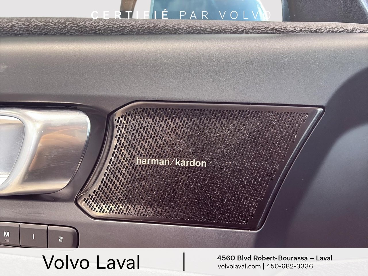 2023 Volvo XC40 - Image 23