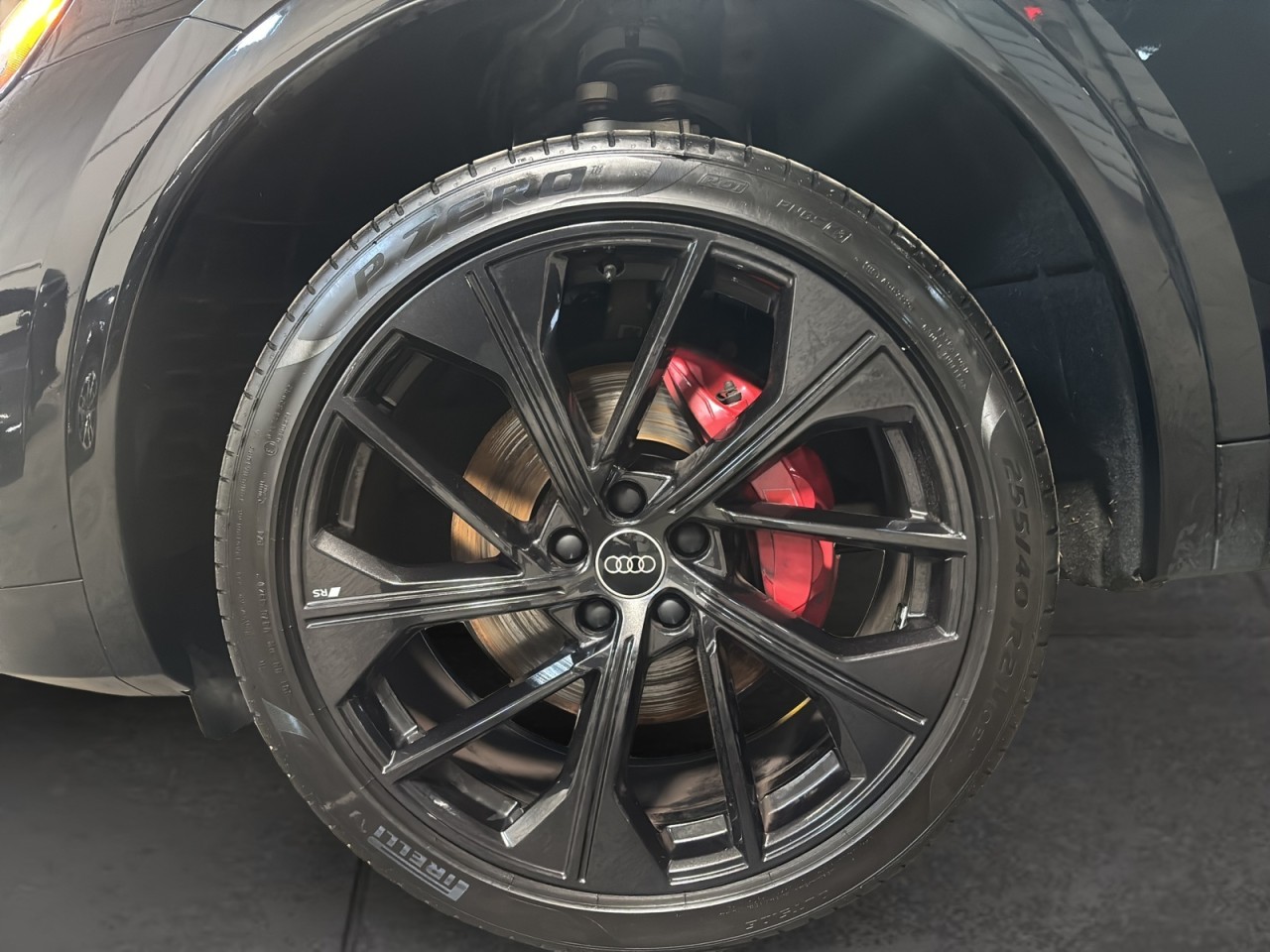 2024 Audi SQ5 - Image 11