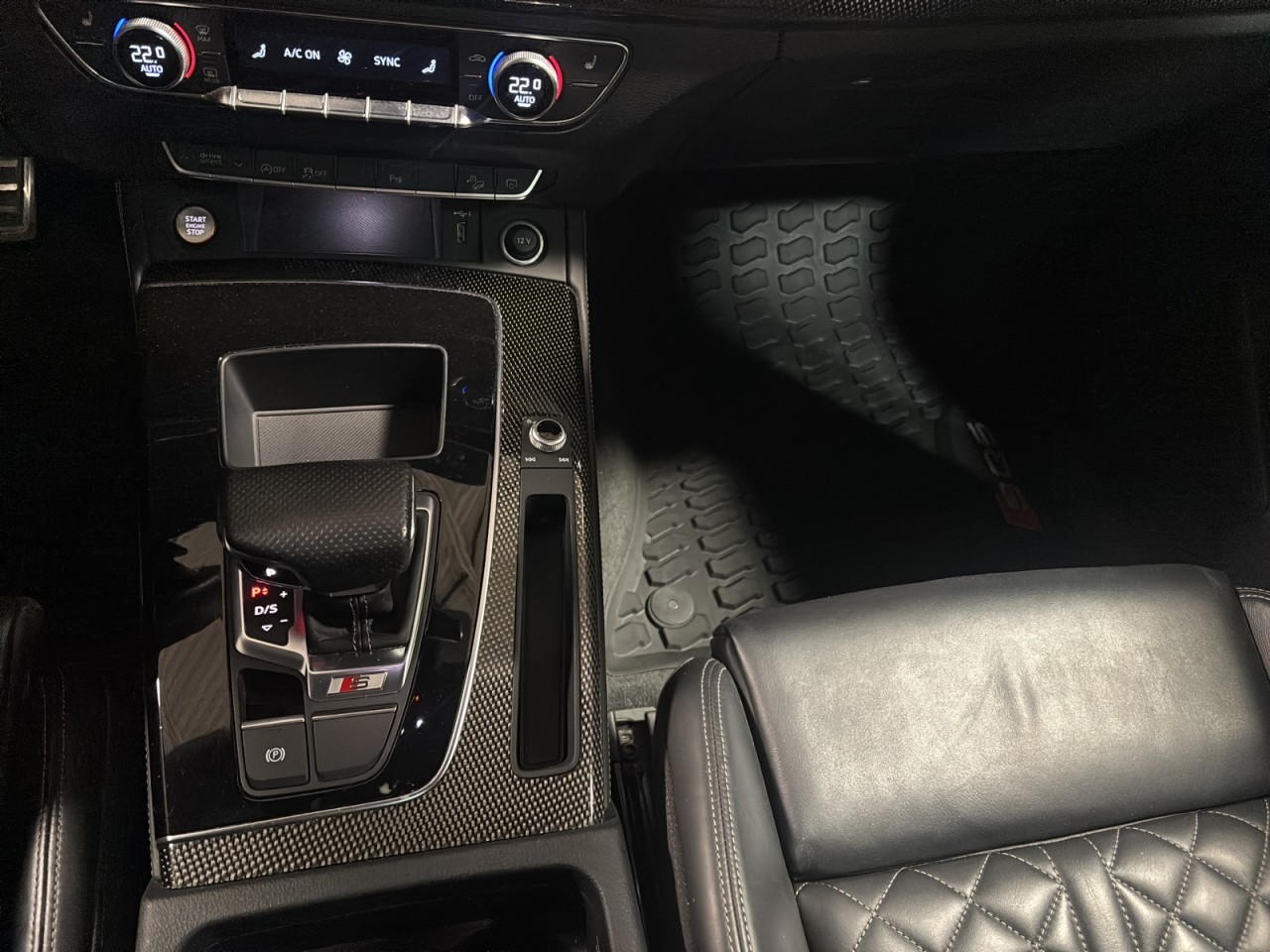 2024 Audi SQ5 - Image 15