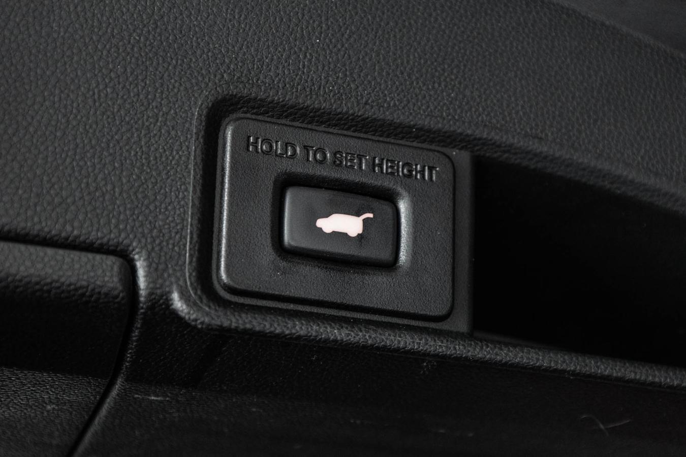 2022 Acura RDX - Image 12