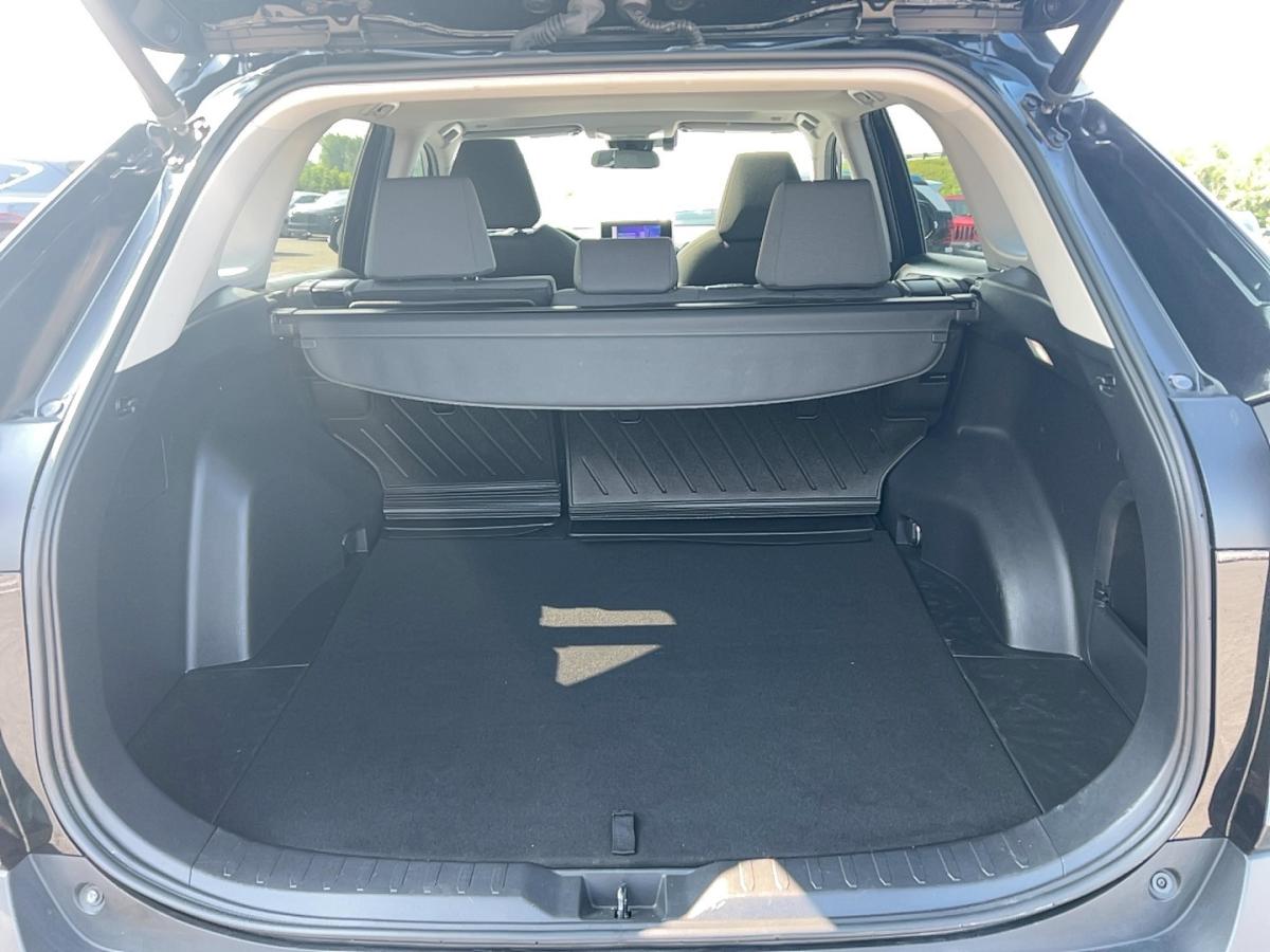 2023 Toyota RAV4 - Image 19
