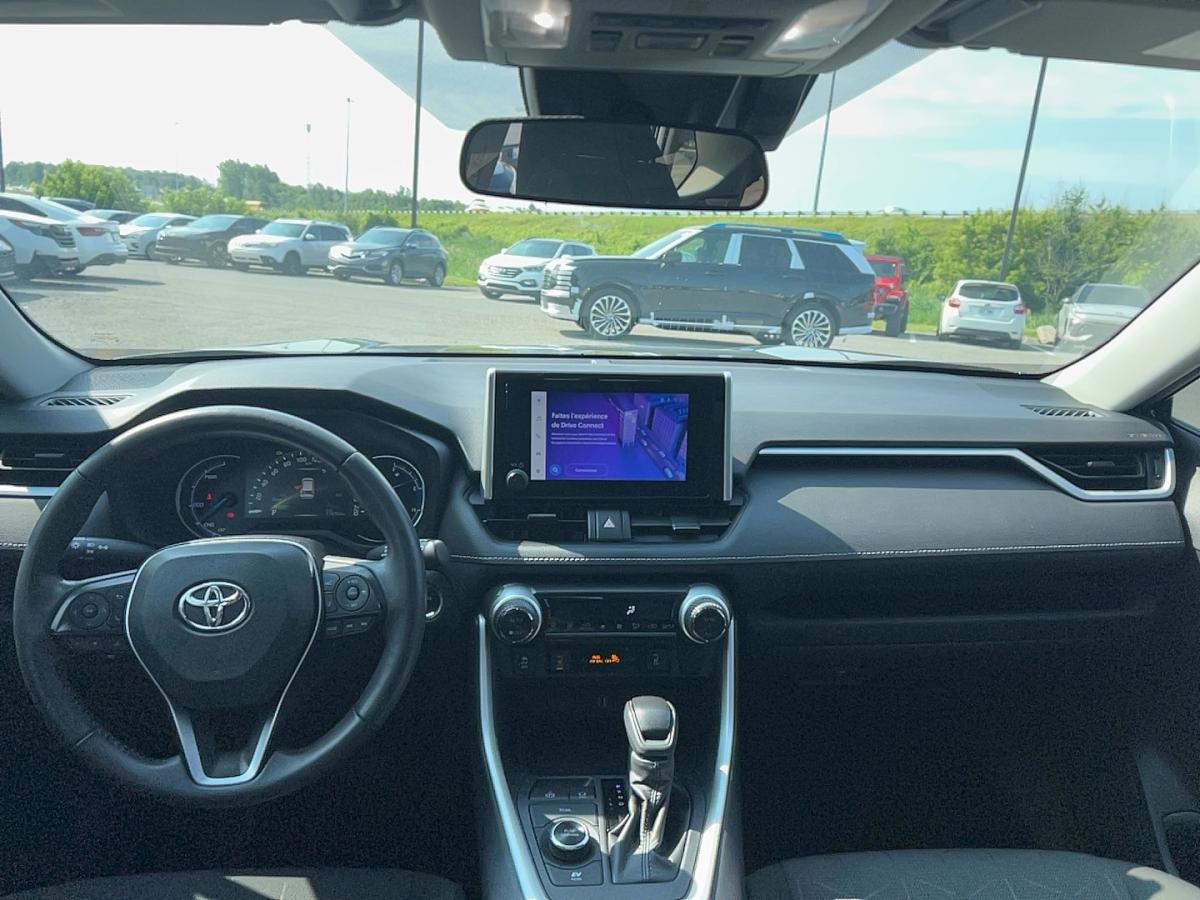 2023 Toyota RAV4 - Image 21