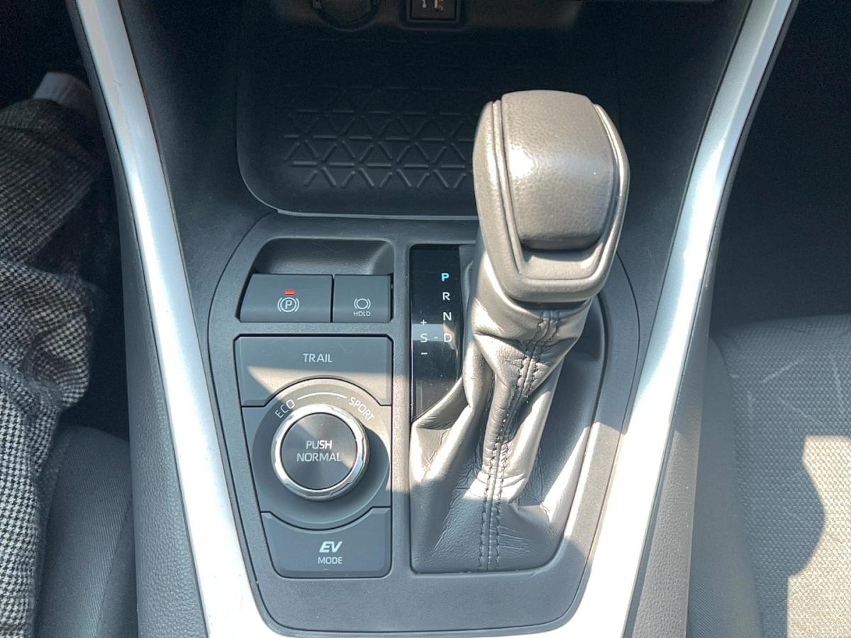 2023 Toyota RAV4 - Image 30