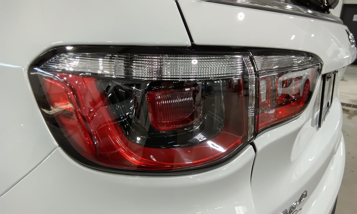 2025 Jeep Compass - Image 13