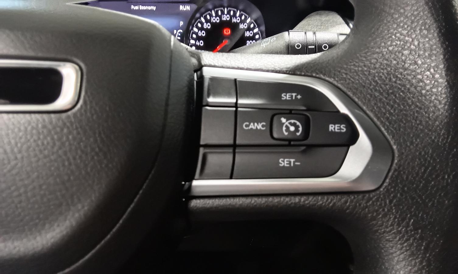 2025 Jeep Compass - Image 19