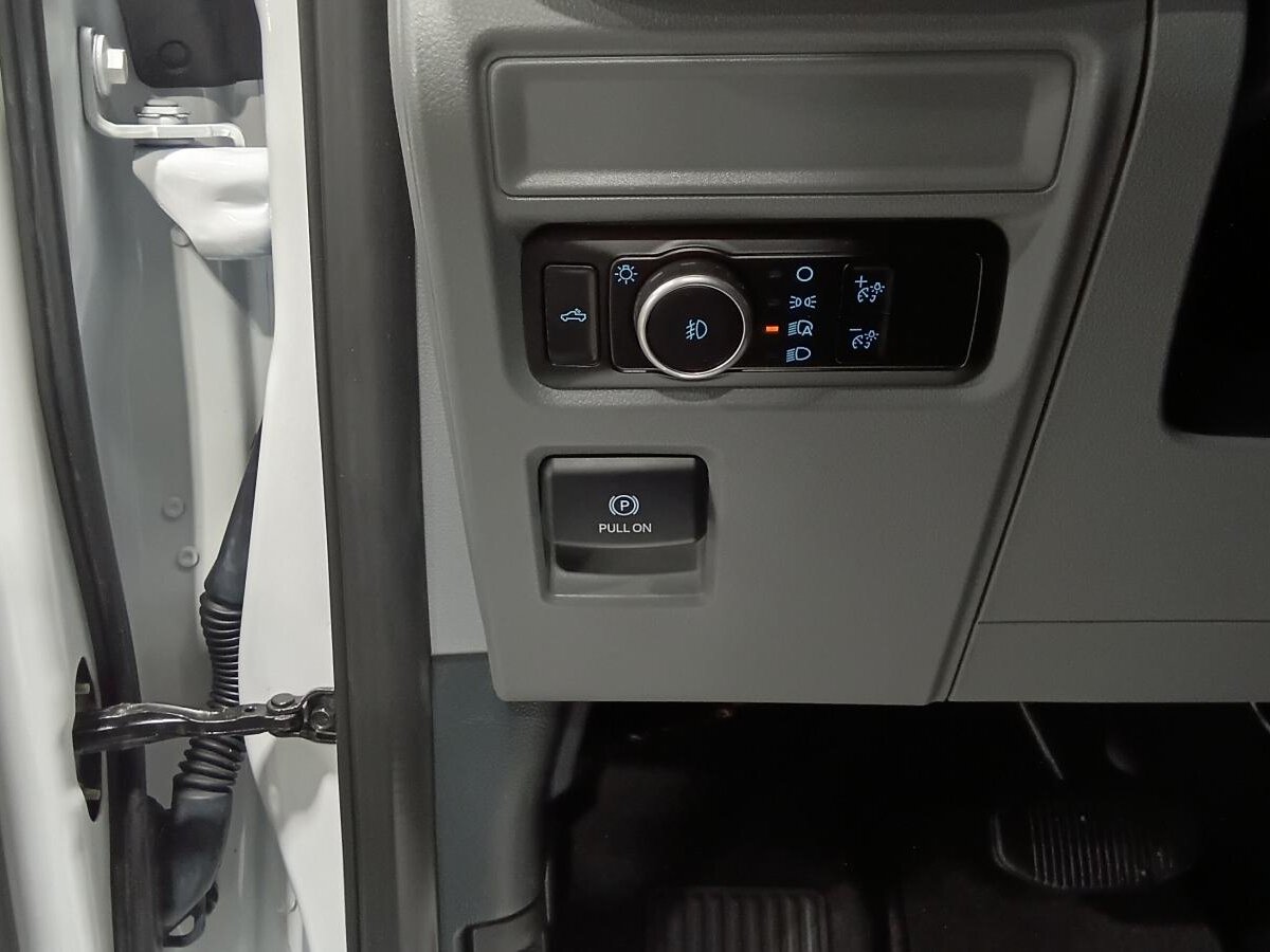 2023 Ford F-150 - Image 15