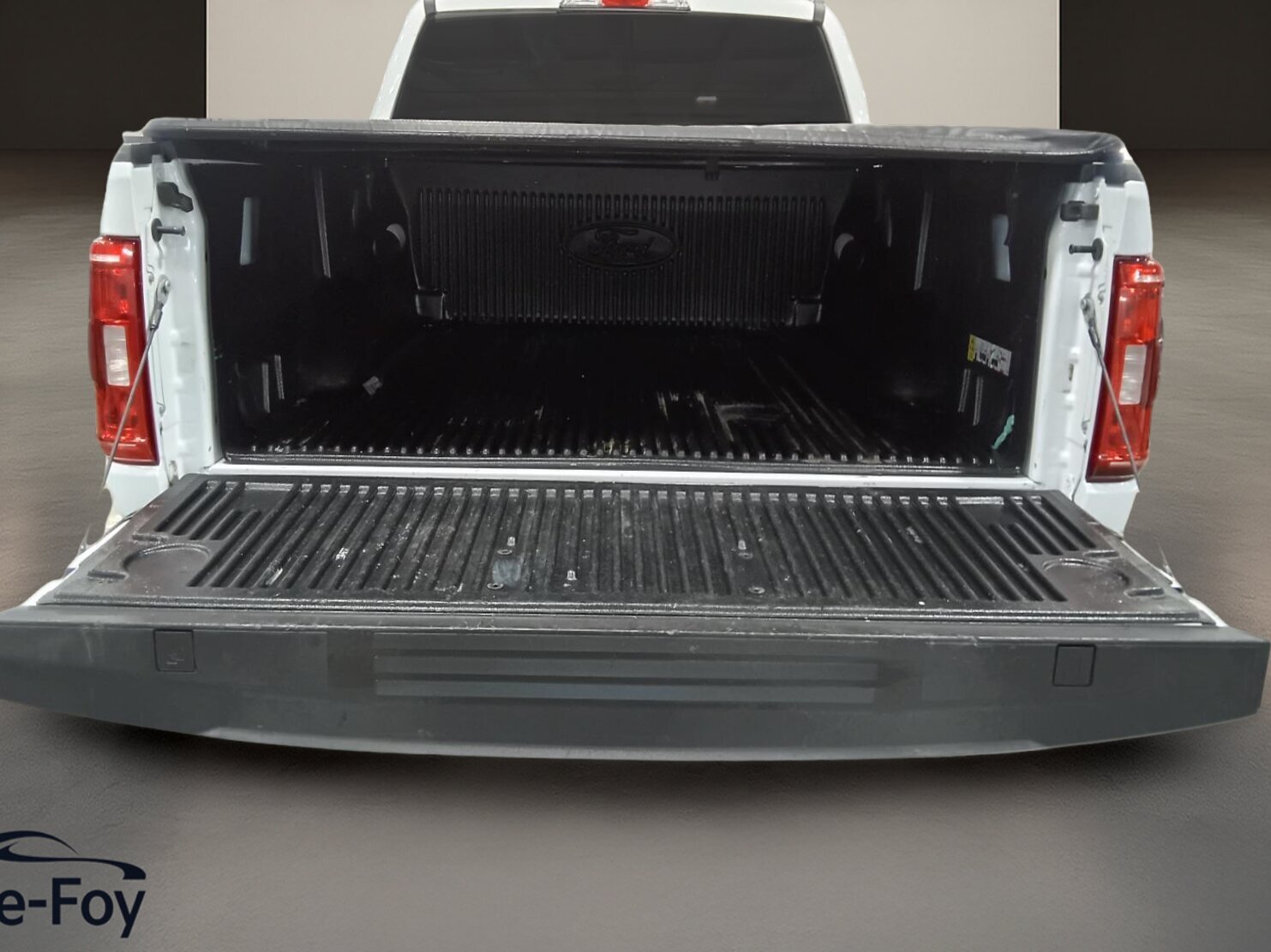 2023 Ford F-150 - Image 28