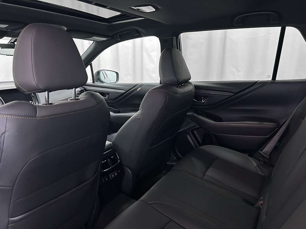 2022 Subaru Outback - Image 16