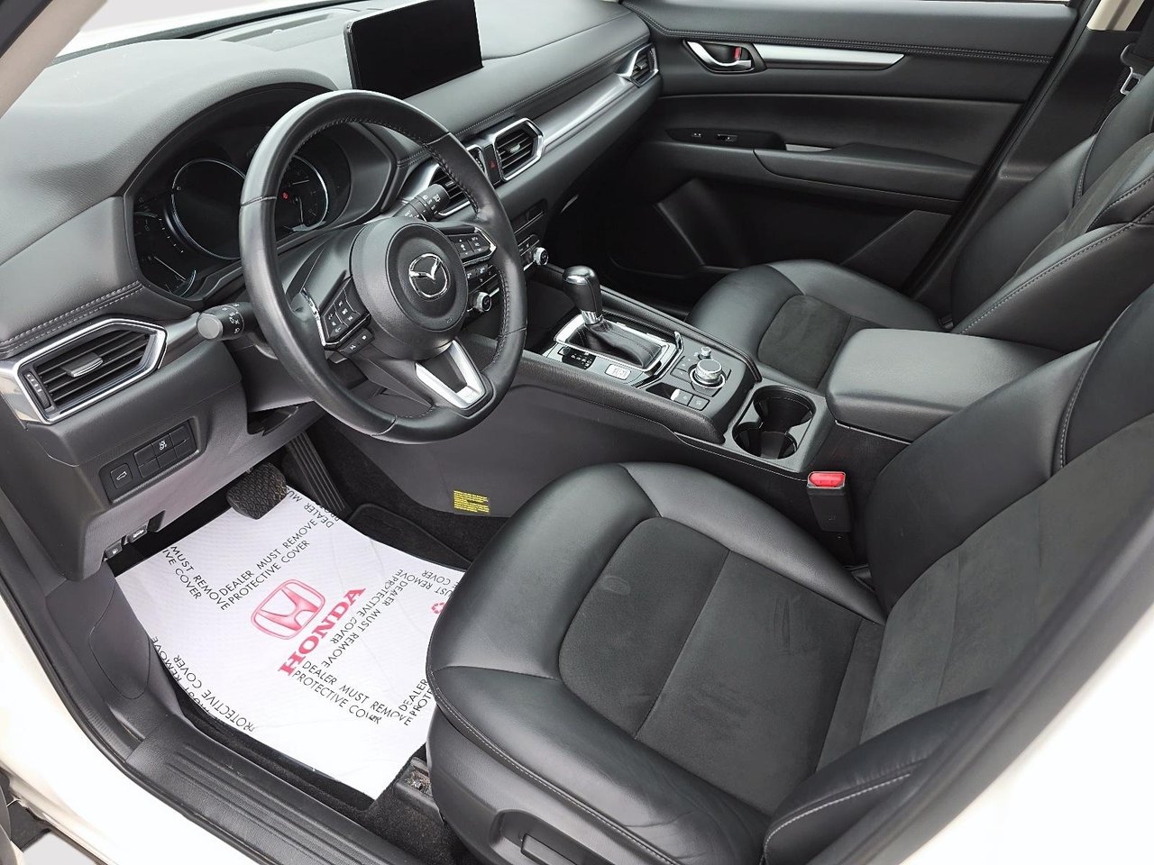 2023 Mazda CX-5 - Image 8