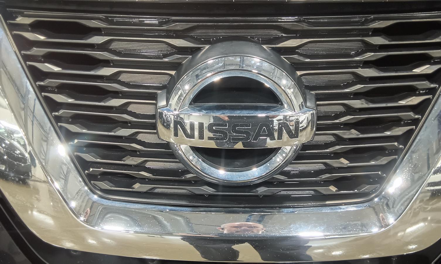 2017 Nissan Rogue - Image 10