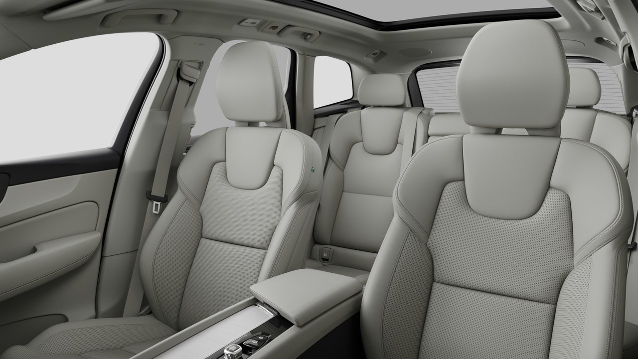 2027 Volvo XC60 - Image 12