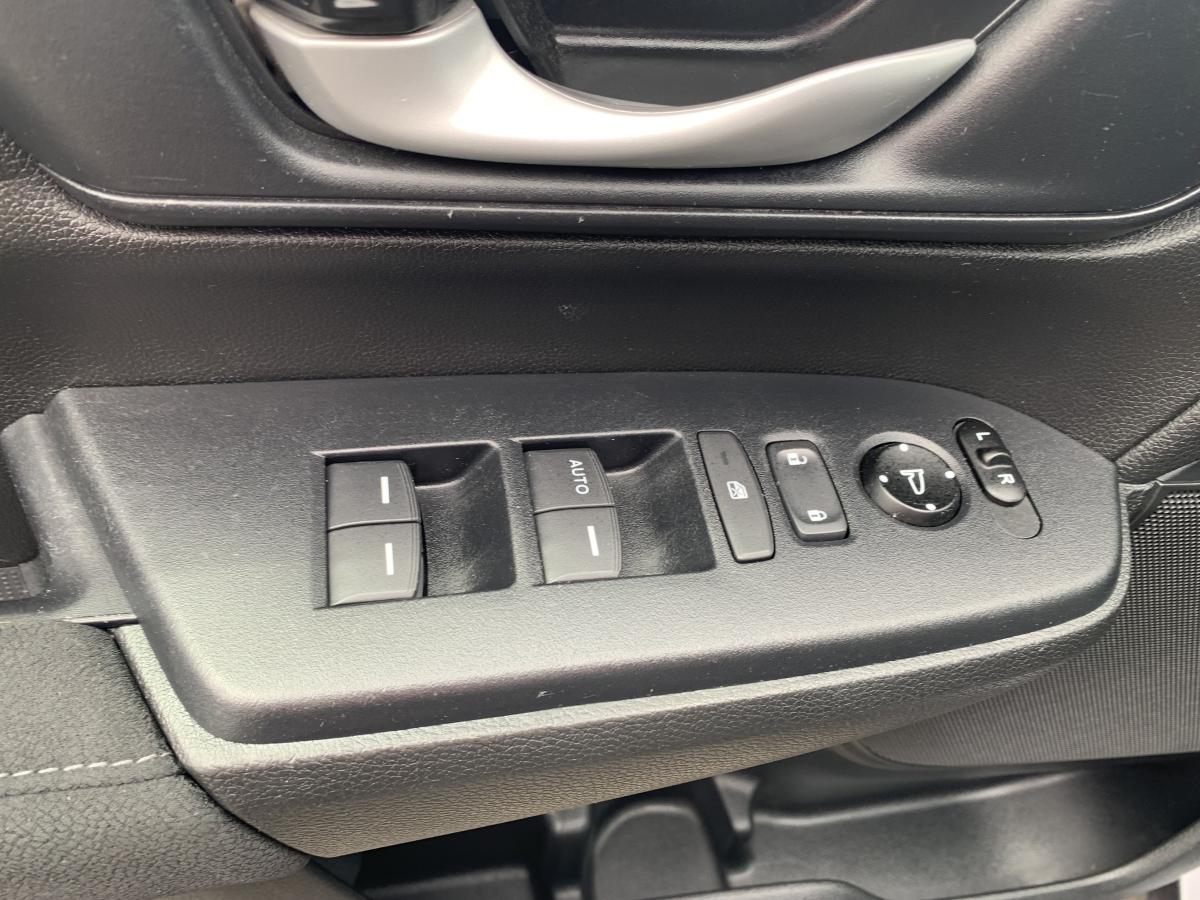 2019 Honda CR-V - Image 13