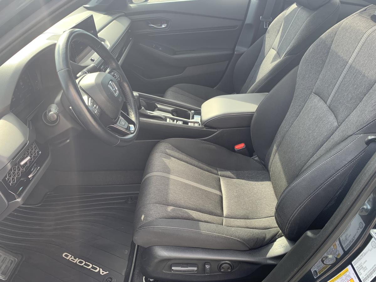 2024 Honda Accord Hybrid - Image 13