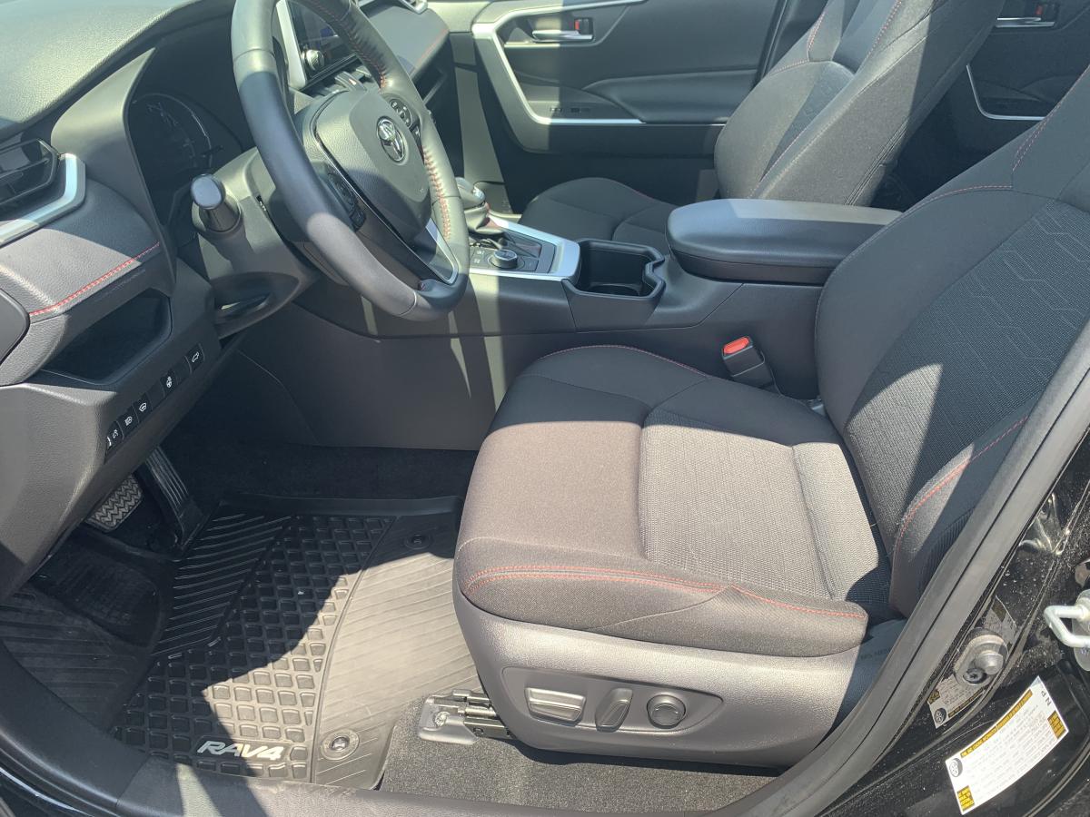 2024 Toyota RAV4 Prime - Image 9