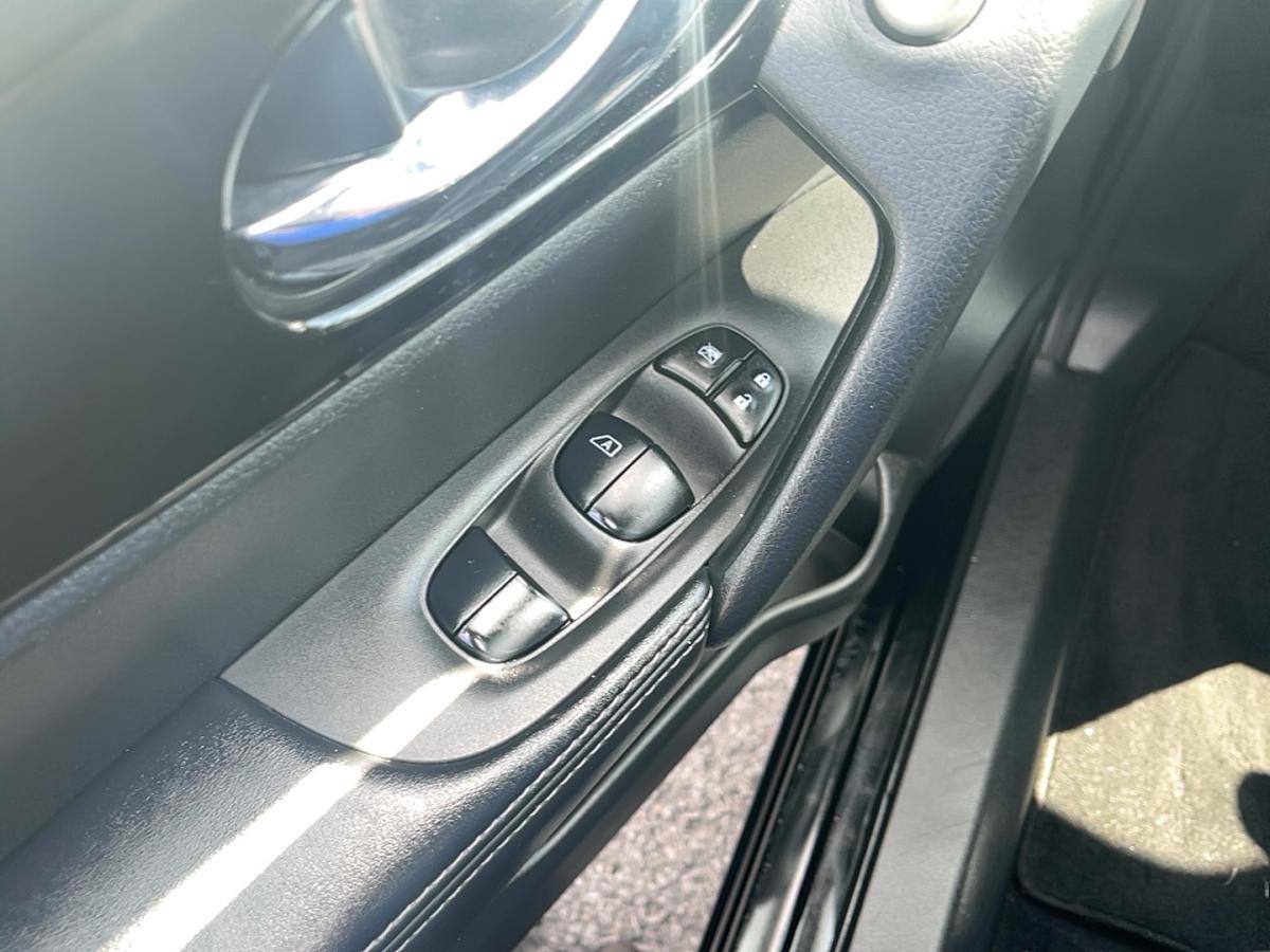 2020 Nissan Qashqai - Image 12