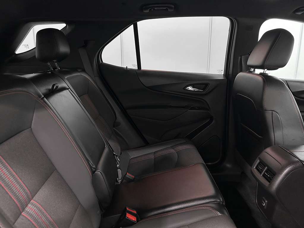 2024 Chevrolet Equinox - Image 18
