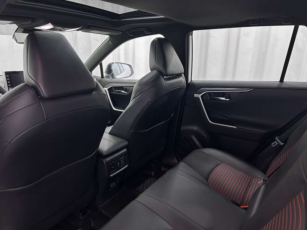 2022 Toyota Rav4 Prime - Image 16